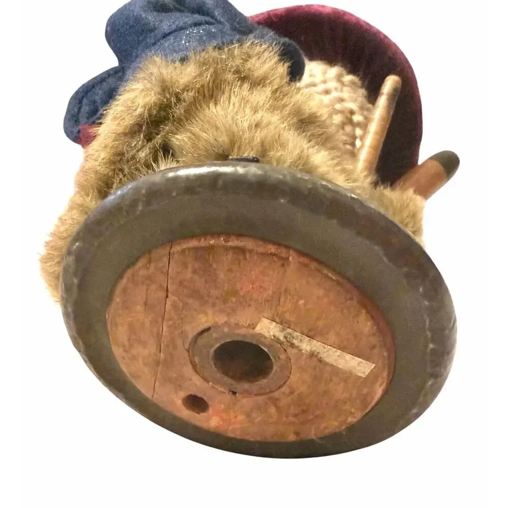 VINTAGE HANDMADE Pin Cushion With Teddy Bear Sewing Stand Spool Holder 3406-63